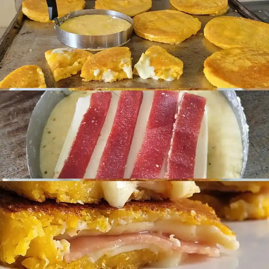 Paquete de arepas de chocolo rellenas de queso mozzarella, jamón y bocadillo x4 und