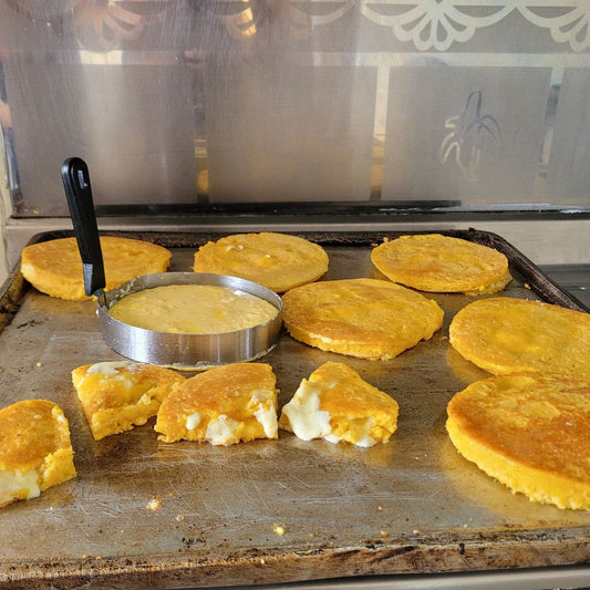 4 Paquetes de arepas rellenas + 3 palitos de chocolo GRATIS